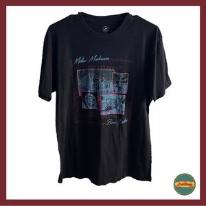 House of Shroom - Mellow Mushroom Black T-Shirt 80s Retro Design Size Medium